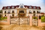 Отель Император